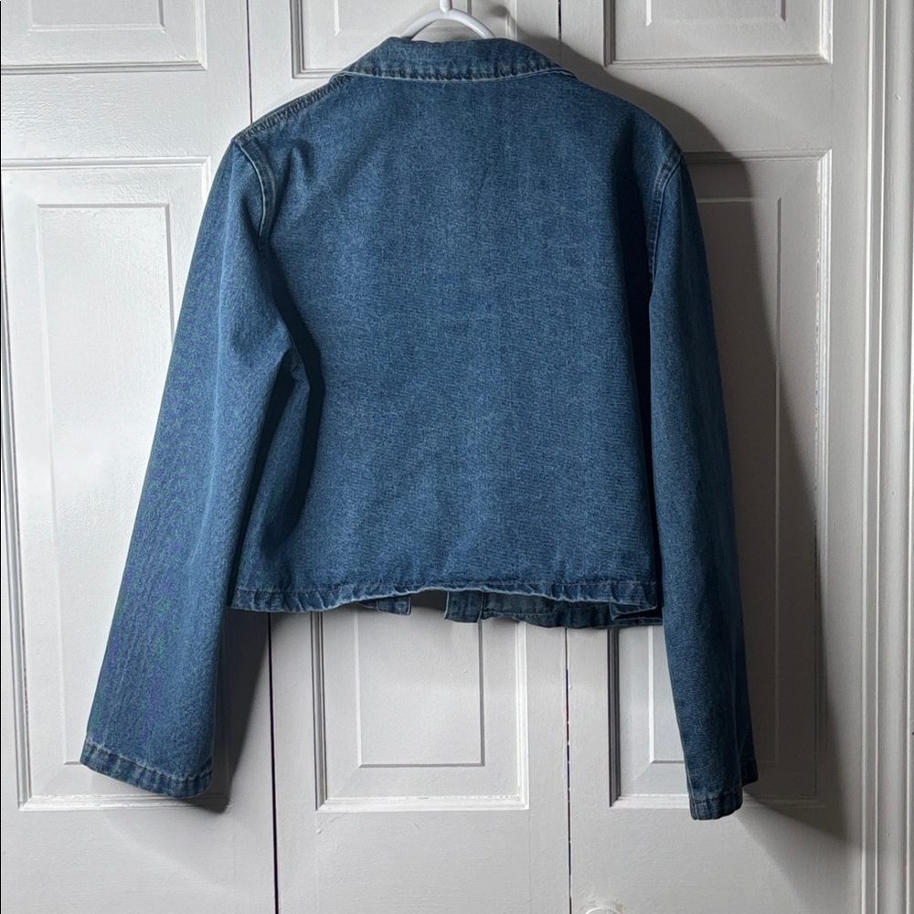 Cropped Tie-Front Denim Jacket - Blue - Picture 5 of 8